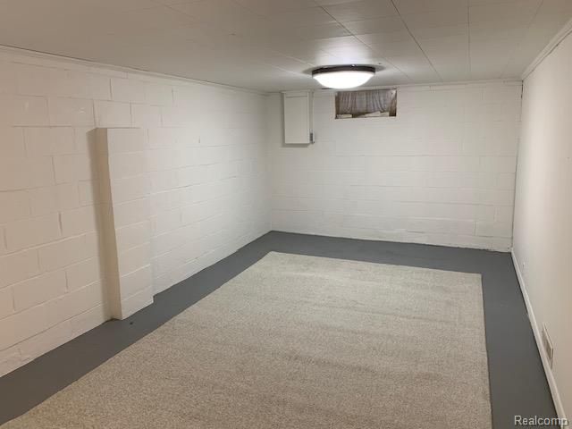 3299 W Ridgeway Avenue, Flint, MI 48504