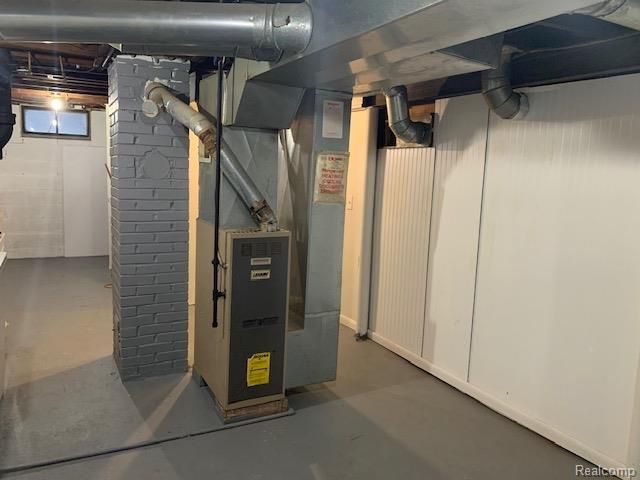 3299 W Ridgeway Avenue, Flint, MI 48504