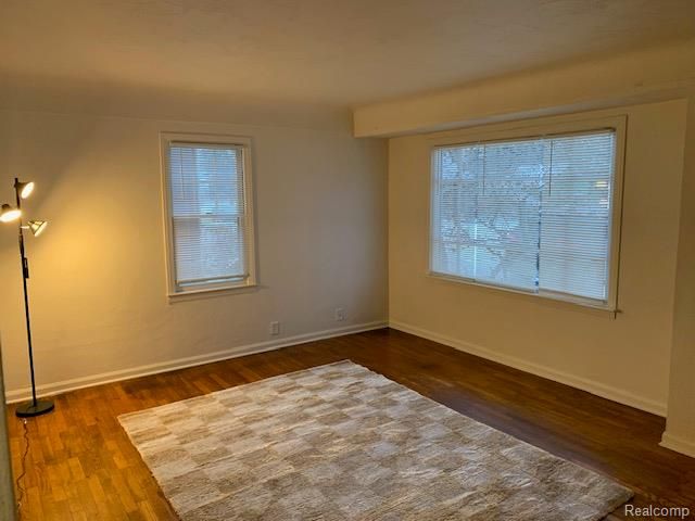 3299 W Ridgeway Avenue, Flint, MI 48504