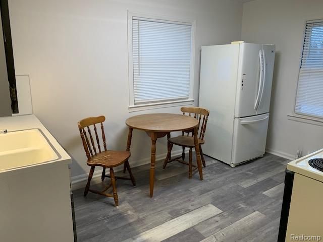 3299 W Ridgeway Avenue, Flint, MI 48504