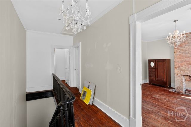 22 E 37th Street, Savannah, GA 31401