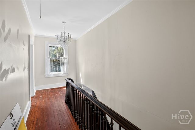 22 E 37th Street, Savannah, GA 31401