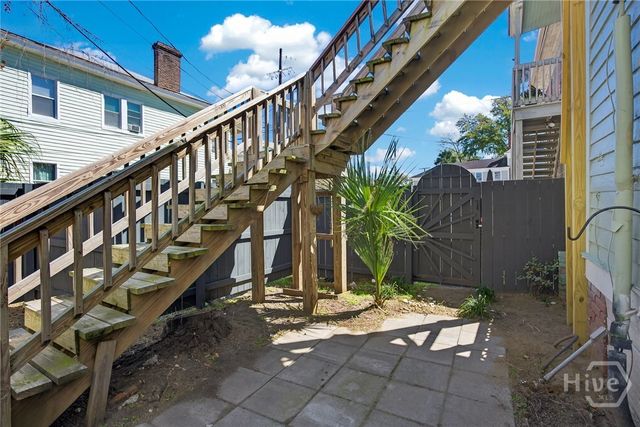 22 E 37th Street, Savannah, GA 31401