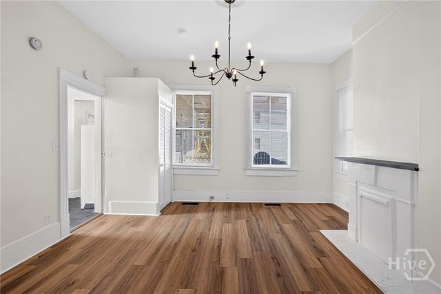 22 E 37th Street, Savannah, GA 31401