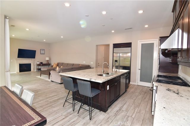 101 Spoke, Irvine, CA 92618