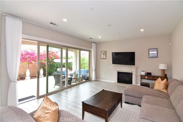 101 Spoke, Irvine, CA 92618