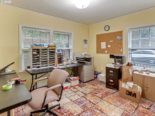 5135 Nw SAINT HELENS Rd, Portland, OR 97210