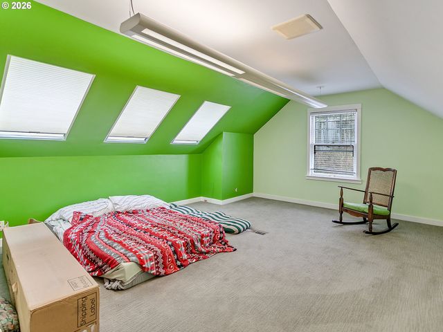 5135 Nw SAINT HELENS Rd, Portland, OR 97210