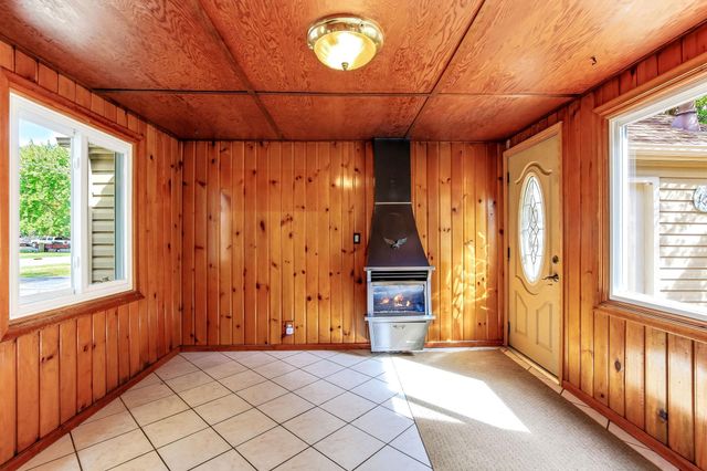 8691 Van Buren Street NE, Blaine, MN 55434