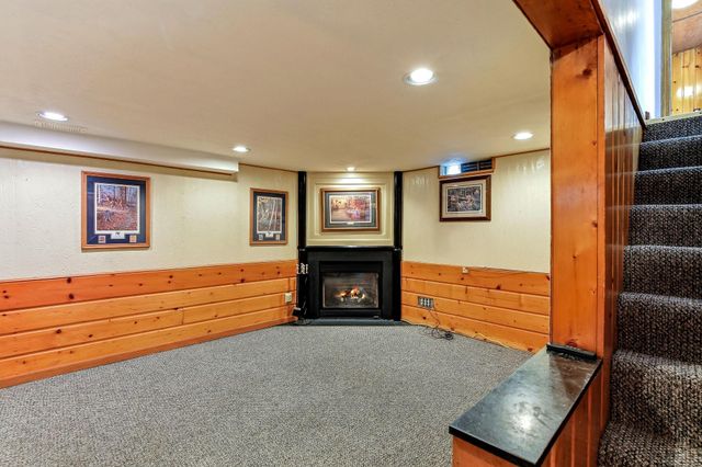8691 Van Buren Street NE, Blaine, MN 55434