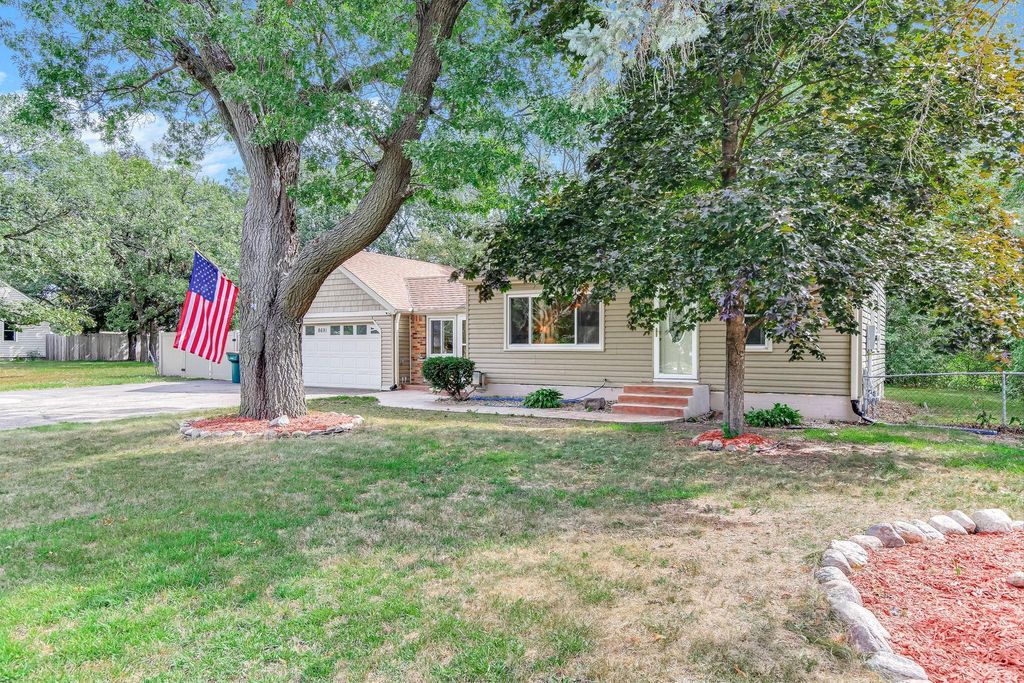 8691 Van Buren Street NE, Blaine, MN 55434 — photo 3