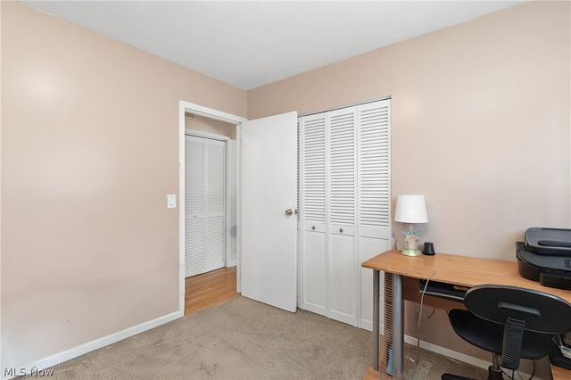 24264 Fairlawn Drive, North Olmsted, OH 44070