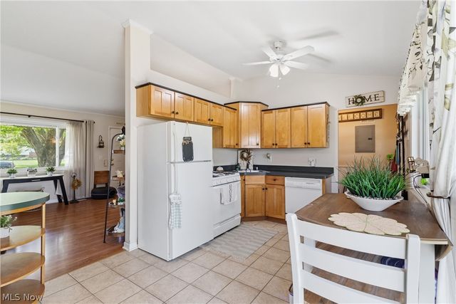24264 Fairlawn Drive, North Olmsted, OH 44070
