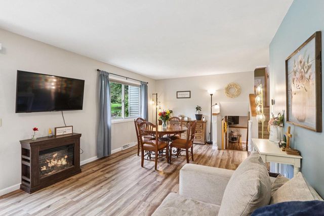 13 Laredo Court, Madison, WI 53719