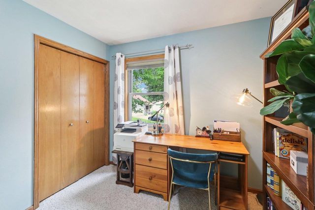 13 Laredo Court, Madison, WI 53719