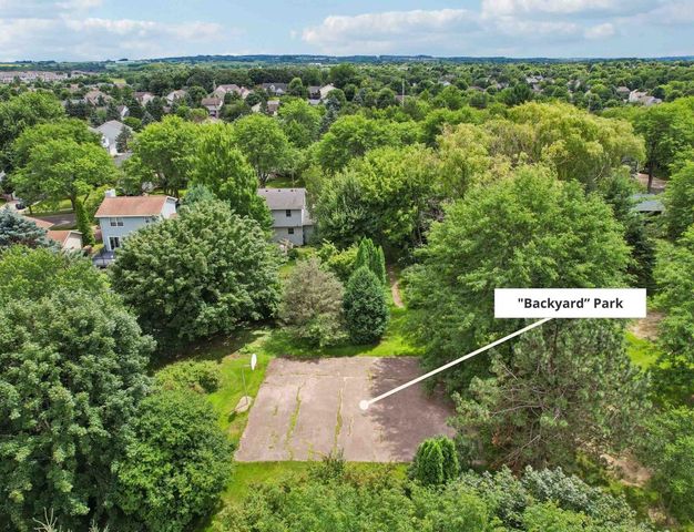 13 Laredo Court, Madison, WI 53719