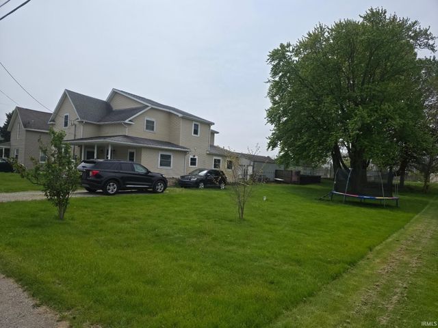 104 Vandalia Street, La Paz, IN 46537