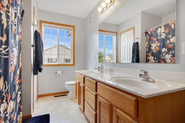 17980 69th Place N, Maple Grove, MN 55311