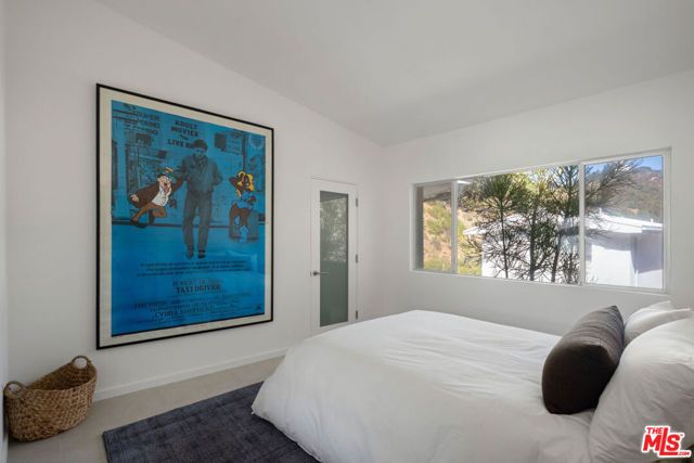 9659 Cedarbrook Drive, Los Angeles, CA 90210