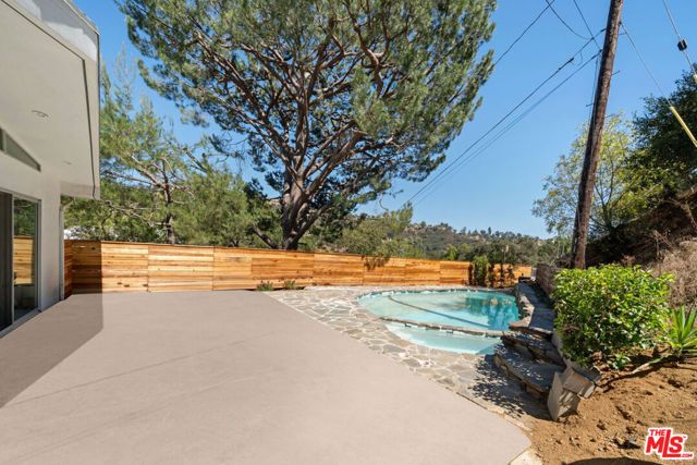 9659 Cedarbrook Drive, Los Angeles, CA 90210