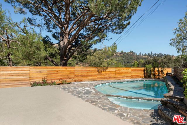 9659 Cedarbrook Drive, Los Angeles, CA 90210