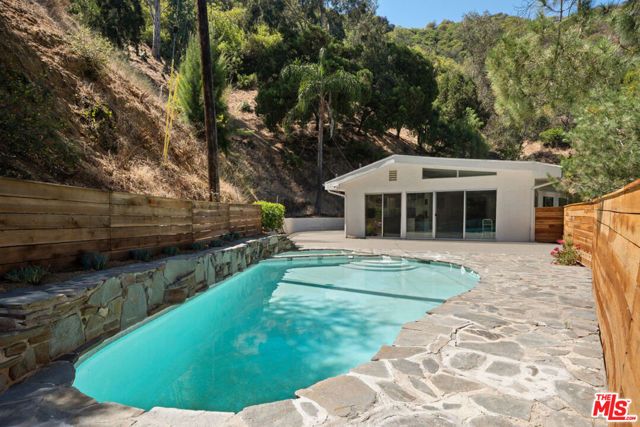 9659 Cedarbrook Drive, Los Angeles, CA 90210