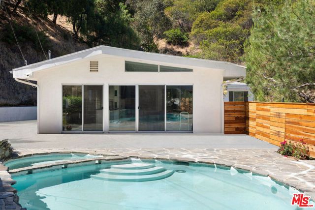 9659 Cedarbrook Drive, Los Angeles, CA 90210