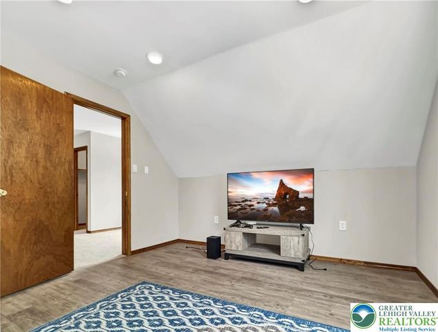 2107 Grasshopper Drive, Tobyhanna Twp, PA 18466