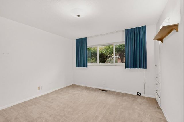 3712 Mackland Avenue NE, Albuquerque, NM 87110