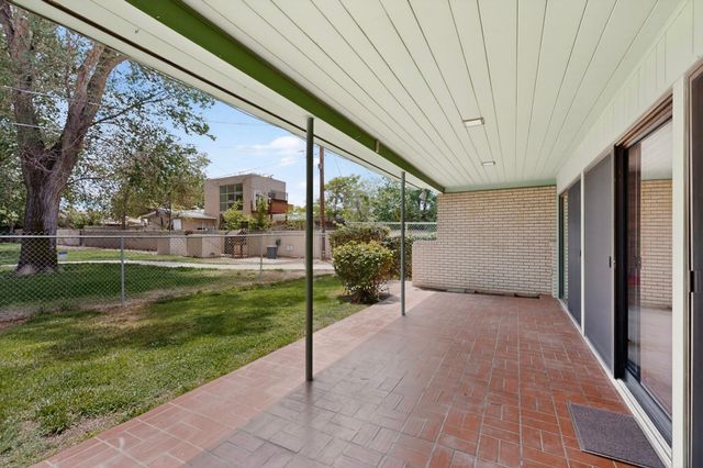 3712 Mackland Avenue NE, Albuquerque, NM 87110