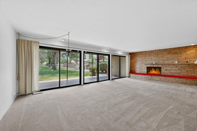3712 Mackland Avenue NE, Albuquerque, NM 87110