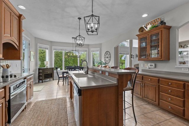 4916 N SILENTWIND WAY, Appleton, WI 54913