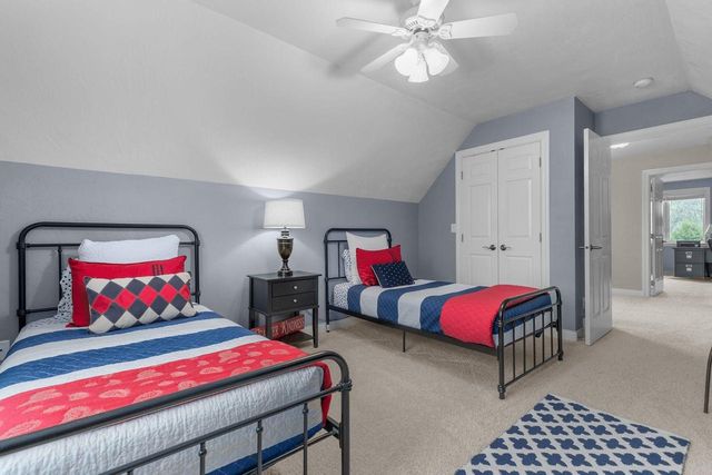 4916 N SILENTWIND WAY, Appleton, WI 54913