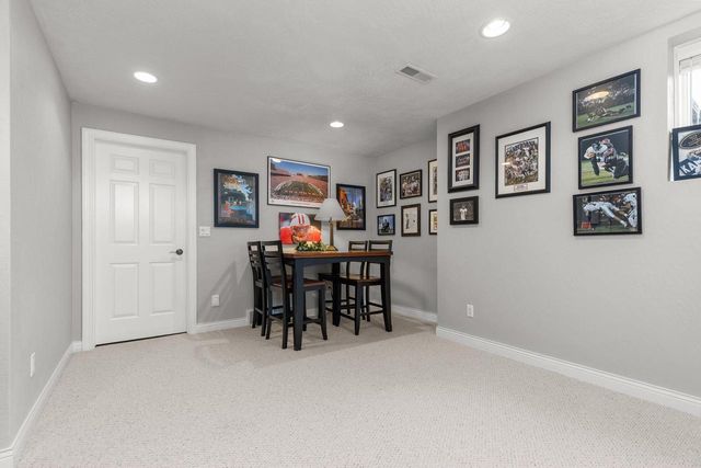 4916 N SILENTWIND WAY, Appleton, WI 54913