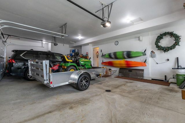 4916 N SILENTWIND WAY, Appleton, WI 54913