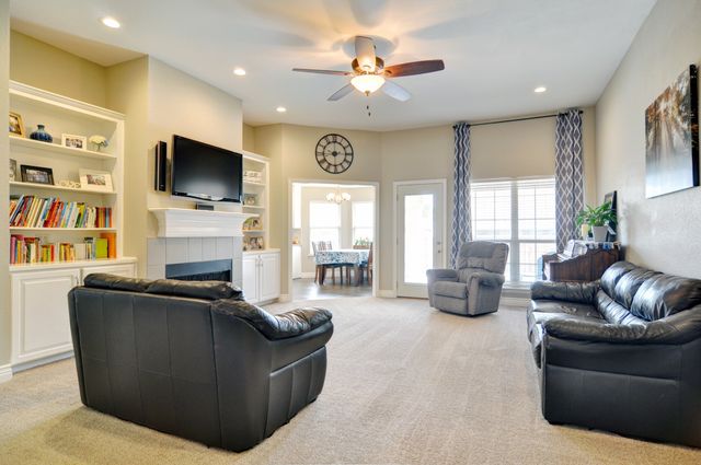 305 Aspen Court W, Aledo, TX 76008