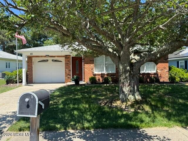 42 Lauren Lane, Brick, NJ 08723