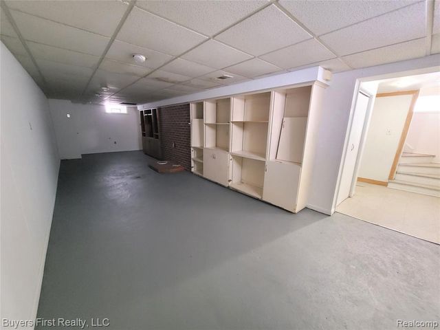 1983 Moran Avenue, Lincoln Park, MI 48146