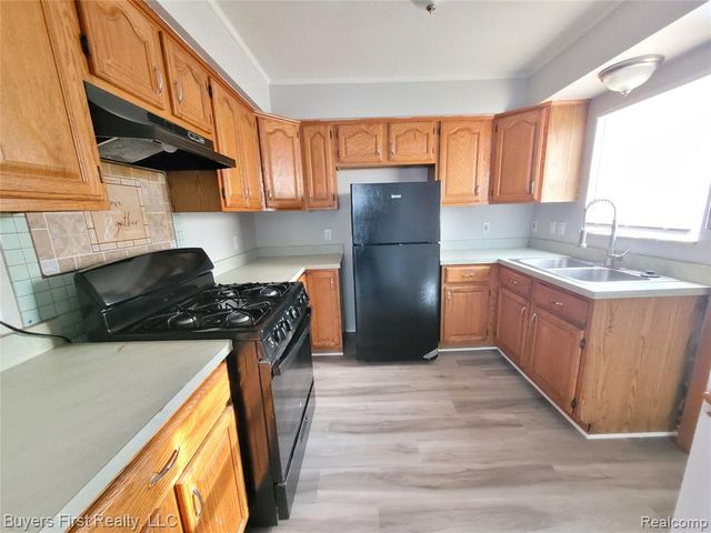 1983 Moran Avenue, Lincoln Park, MI 48146