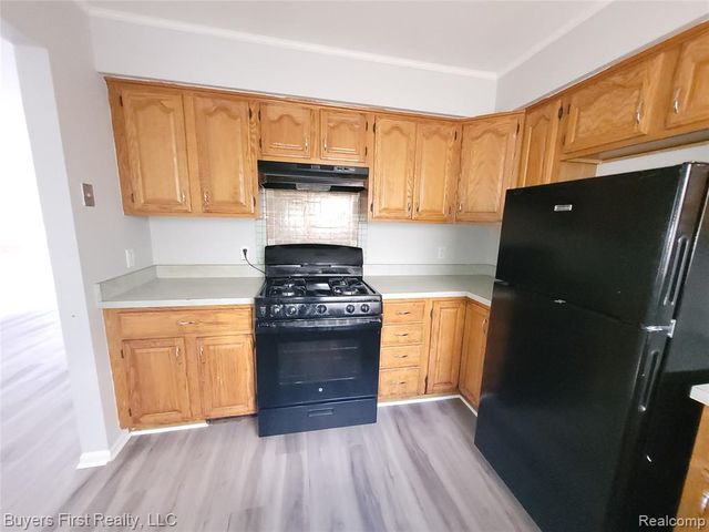 1983 Moran Avenue, Lincoln Park, MI 48146