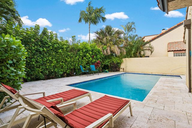 5926 Patio Drive, Boca Raton, FL 33433