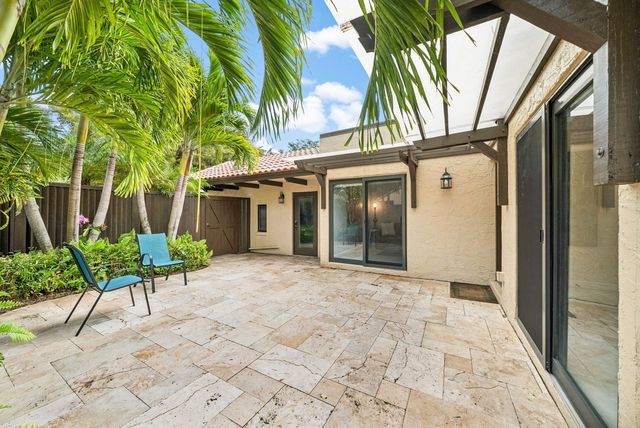 5926 Patio Drive, Boca Raton, FL 33433