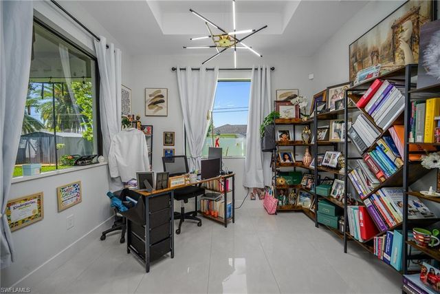 920 SE 15th TER, Cape Coral, FL 33990