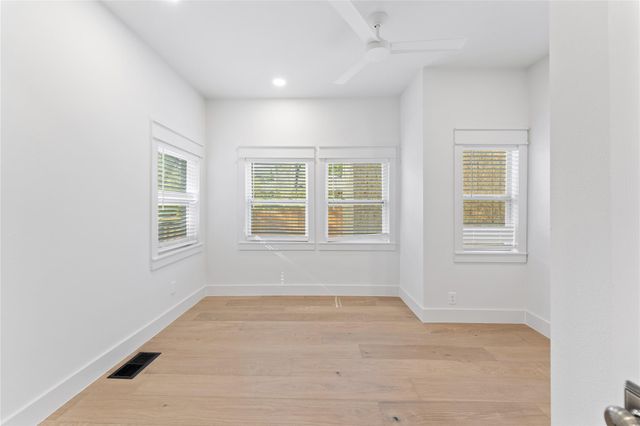 3301 Duval ST, Austin, TX 78705