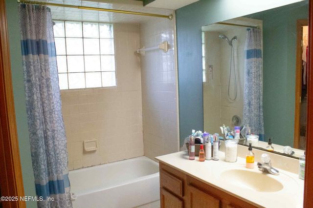 540 MEADOWBROOK FARMS Road, Green Cove Springs, FL 32043