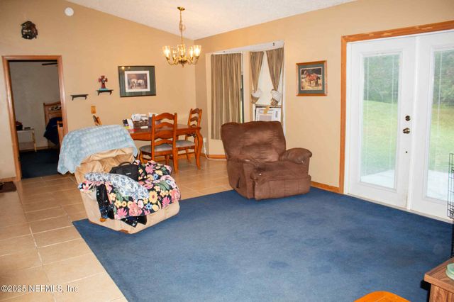 540 MEADOWBROOK FARMS Road, Green Cove Springs, FL 32043