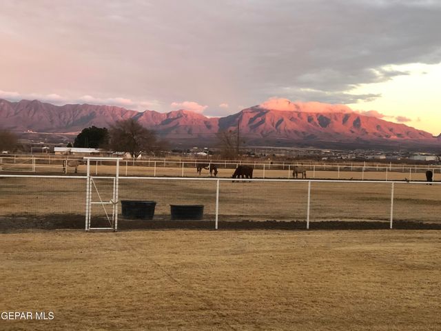 7770 WESTSIDE Drive, Canutillo, TX 79835