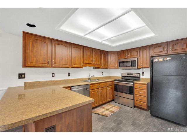 1350 S Idalia St D, Aurora, CO 80017