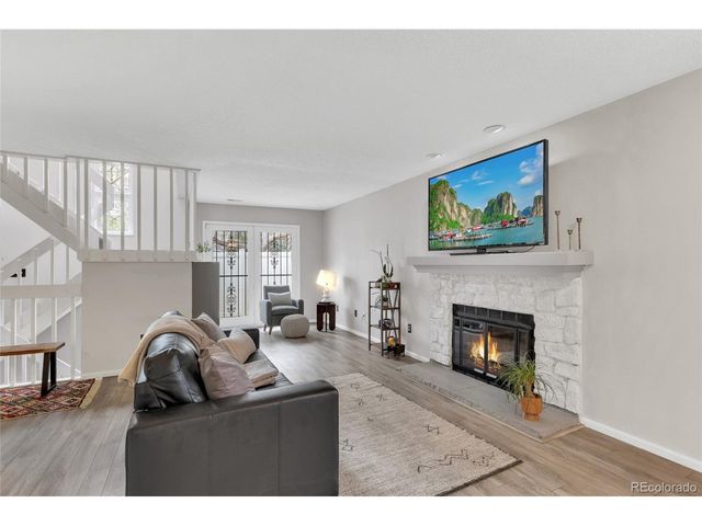 1350 S Idalia St D, Aurora, CO 80017