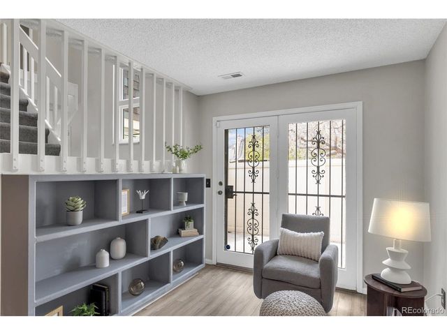 1350 S Idalia St D, Aurora, CO 80017